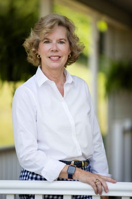 Portrait of Leslie B. Carr, Affiliate Broker